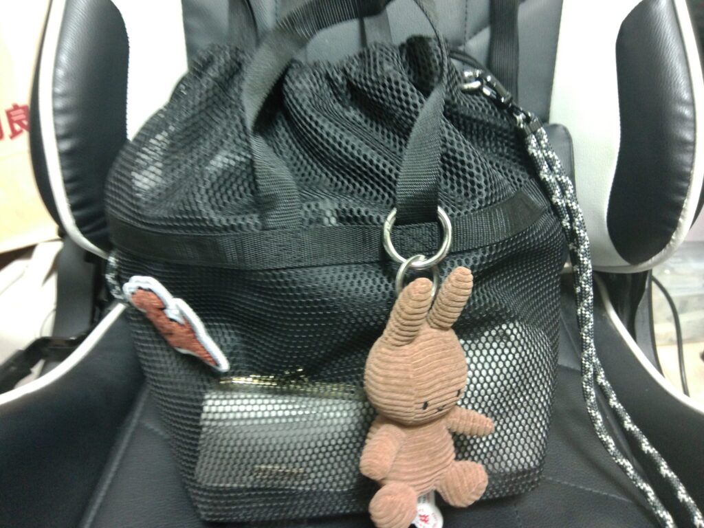 無印良品メッシュ巾着バッグ